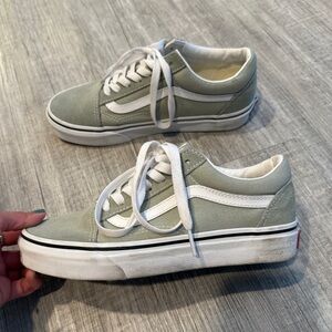 Vans Old Skool shoe women’s size 6
